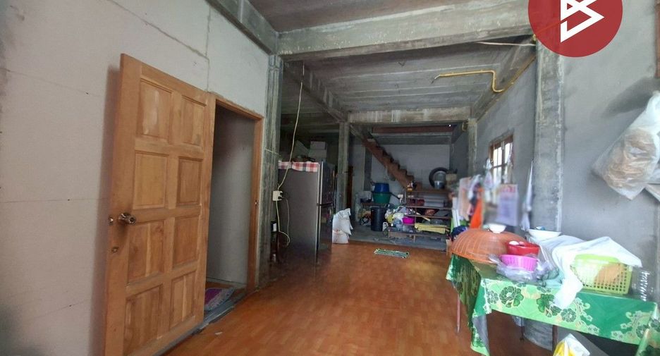 Haus zum Kauf mit 1 Zimmer in Khlong Luang, Pathum Thani