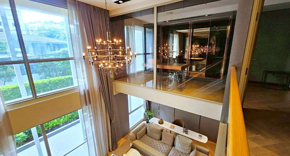 For sale 2 bedrooms condo in Watthana, Bangkok