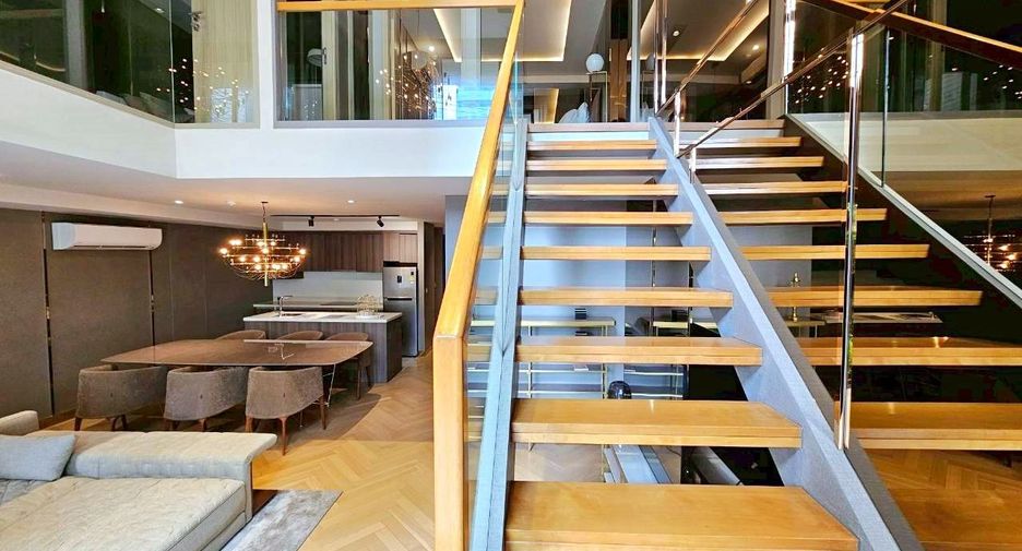 For sale 2 bedrooms condo in Watthana, Bangkok