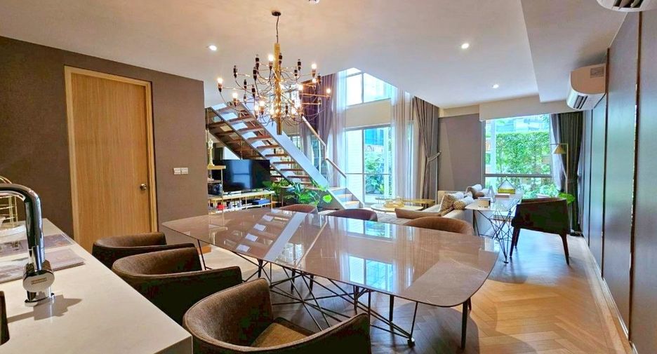 For sale 2 bedrooms condo in Watthana, Bangkok