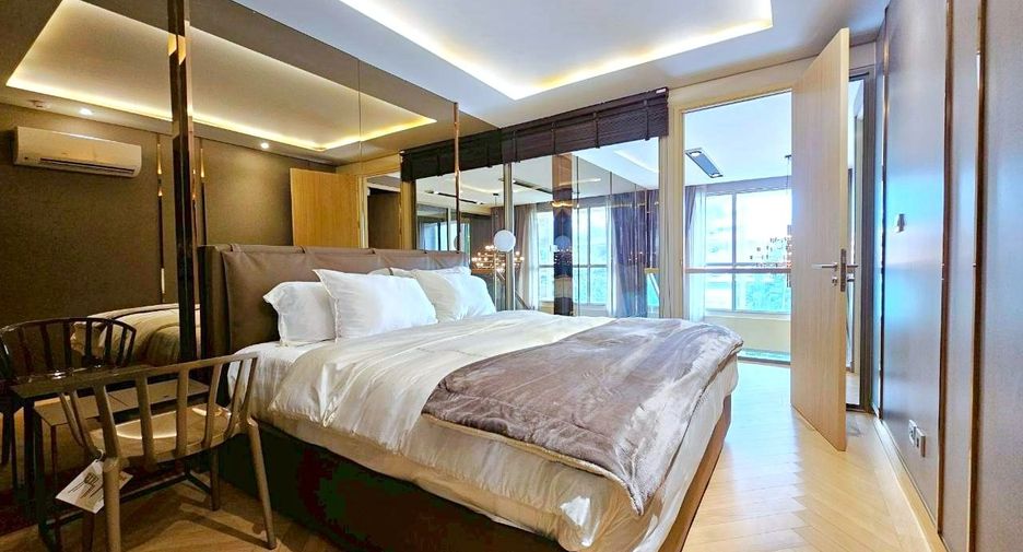 For sale 2 bedrooms condo in Watthana, Bangkok