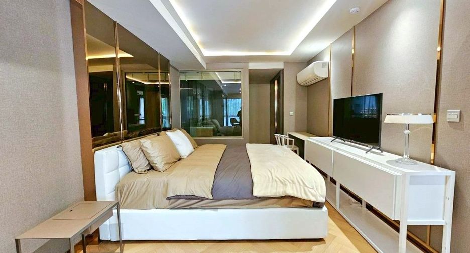 For sale 2 bedrooms condo in Watthana, Bangkok