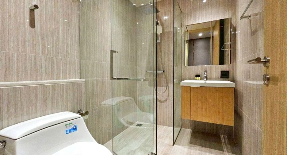 For sale 2 bedrooms condo in Watthana, Bangkok