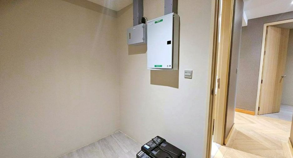 For sale 2 bedrooms condo in Watthana, Bangkok