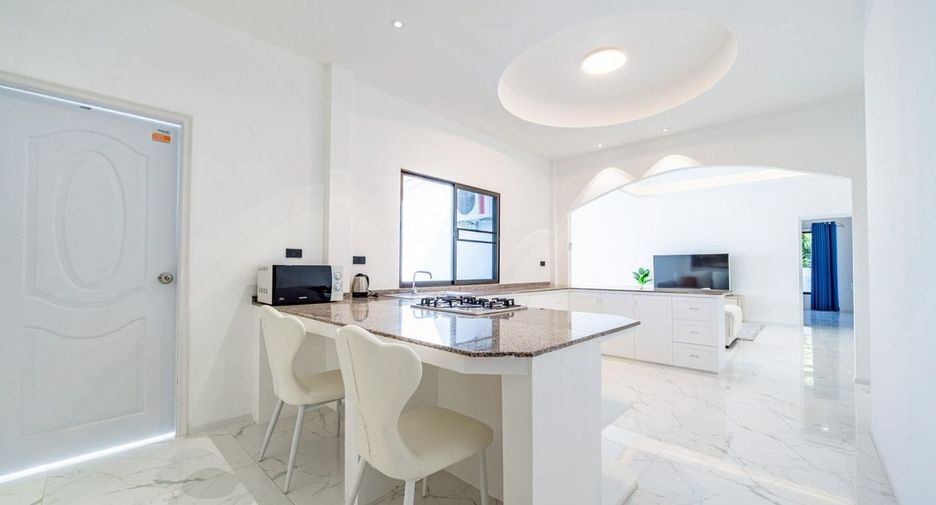 Haus zum Kauf mit 5 Zimmer in Bang Lamung, Chonburi