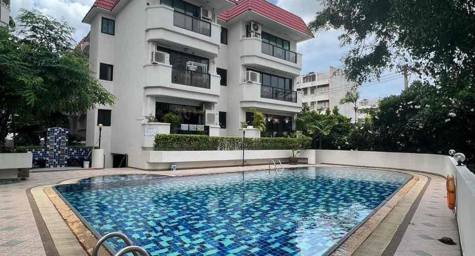For sale 2 bedrooms condo in Sathon, Bangkok