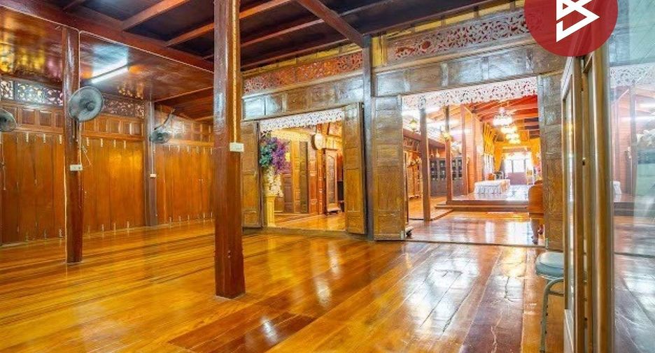 For sale 34 bedrooms house in Ban Mi, Lopburi