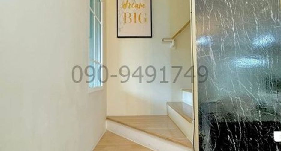 For rent 3 bedrooms condo in Khlong Luang, Pathum Thani