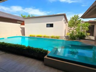 Villa en venta de 3 habitaciones en Bang Lamung, Chonburi