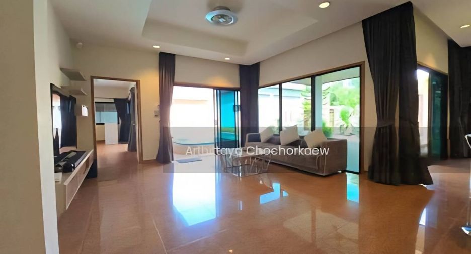Villa en venta de 3 habitaciones en Bang Lamung, Chonburi
