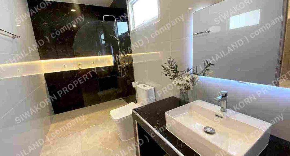 Villa zum Kauf mit 5 Zimmer in Bang Lamung, Chonburi