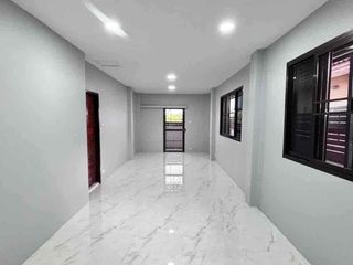 For sale 4 bedrooms house in Lat Krabang, Bangkok
