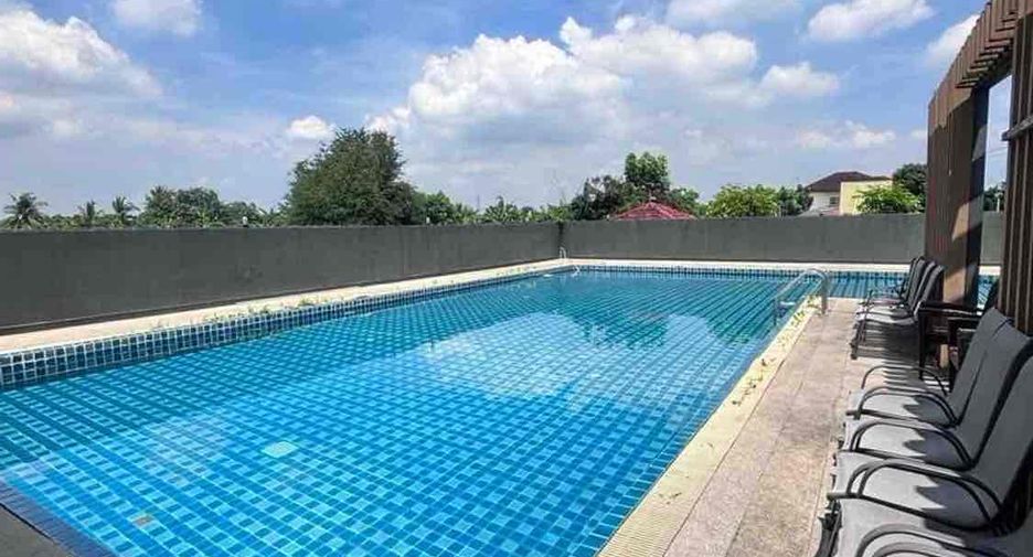 For sale 4 bedrooms house in Lat Krabang, Bangkok