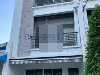 Reihenhaus zur Miete mit 4 Zimmer in Prawet, Bangkok
