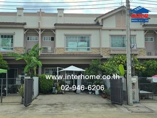 For sale 3 bedrooms townhouse in Lat Krabang, Bangkok
