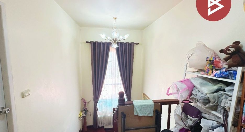 Casa en venta de 4 habitaciones en Phra Samut Chedi, Samut Prakan