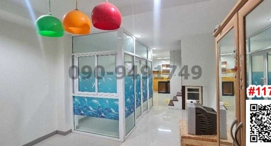 For rent 1 bed townhouse in Khan Na Yao, Bangkok