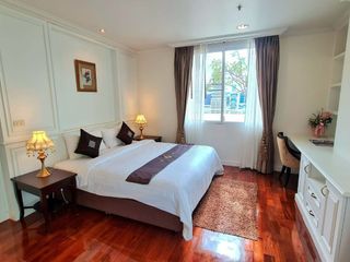 Apartamento en alquiler de 4 habitaciones en Watthana, Bangkok