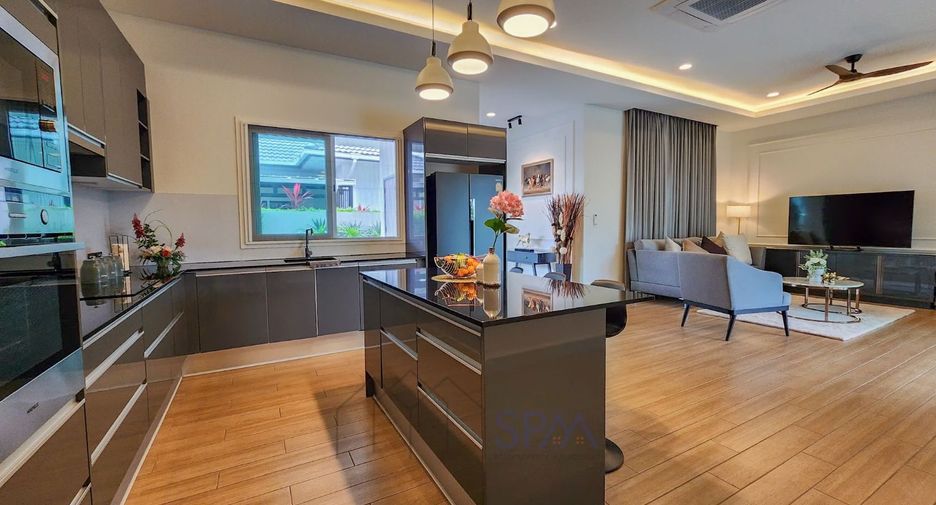 For sale 3 bedrooms villa in Hua Hin, Prachuap Khiri Khan