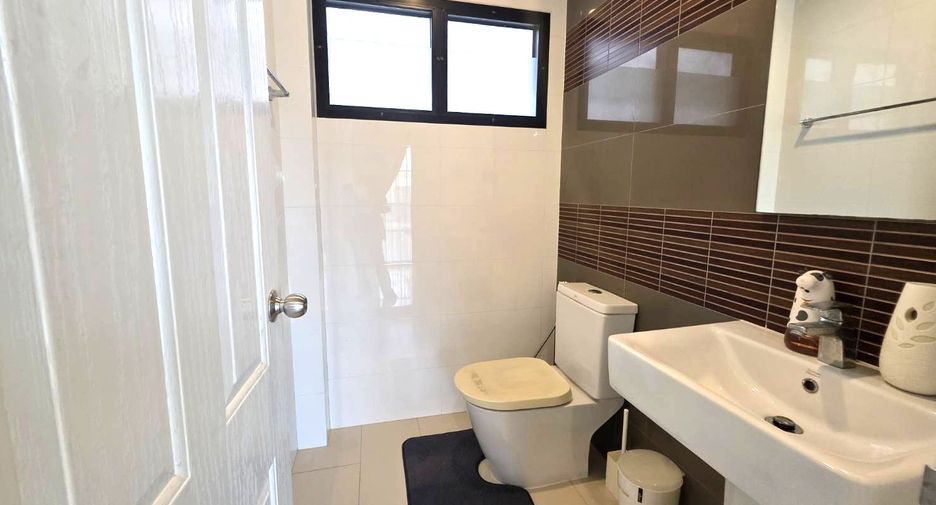 À vendre 3 chambres maison à Sattahip, Chonburi