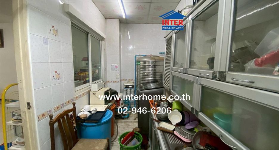 For sale 4 ベッドルーム townhouse in Thung Khru, Bangkok