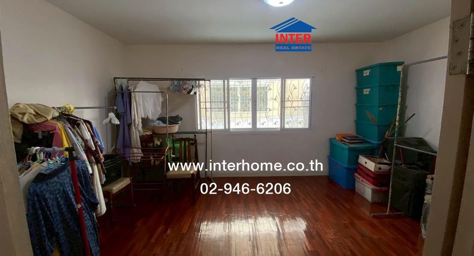 For sale 4 ベッドルーム townhouse in Thung Khru, Bangkok