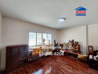 Reihenhaus zum Kauf mit 4 Zimmer in Thung Khru, Bangkok