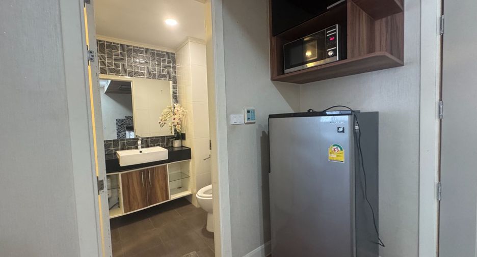 For sale 2 bedrooms condo in Jomtien, Pattaya