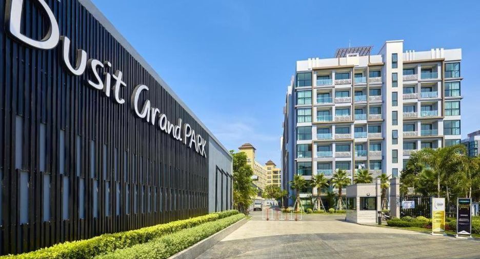 For sale 2 bedrooms condo in Jomtien, Pattaya