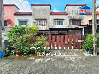 For sale 4 bedrooms townhouse in Sai Mai, Bangkok
