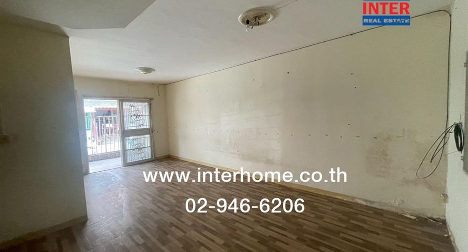 À vendre 3 chambres maison de ville à Phra Samut Chedi, Samut Prakan
