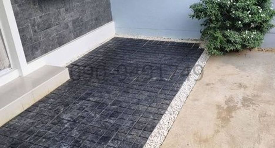 For rent 3 bedrooms condo in Bang Phli, Samut Prakan