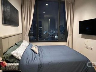 À vendre 2 chambres condo à Khlong Toei, Bangkok