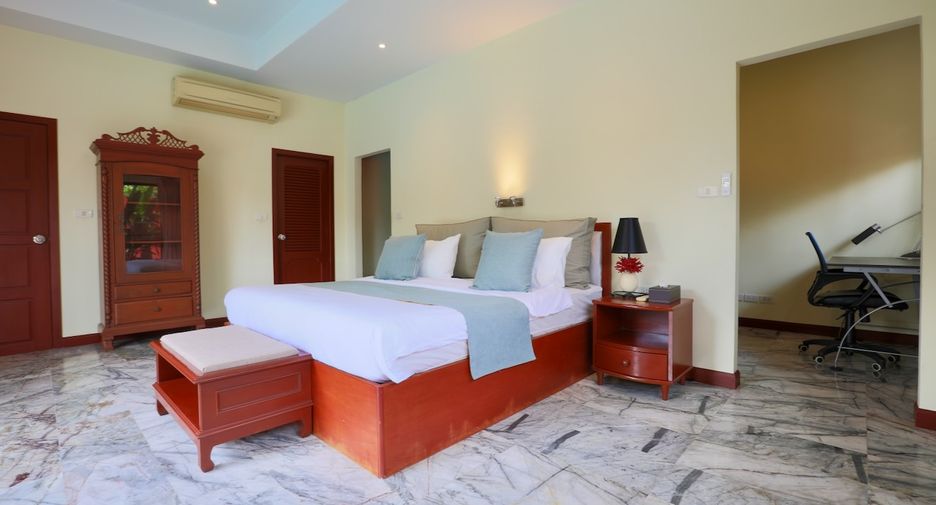 Casa en alquiler y en venta de 3 habitaciones en Bang Lamung, Chonburi