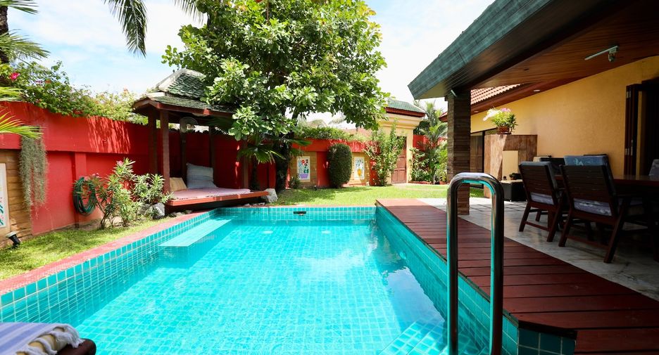 Casa en alquiler y en venta de 3 habitaciones en Bang Lamung, Chonburi