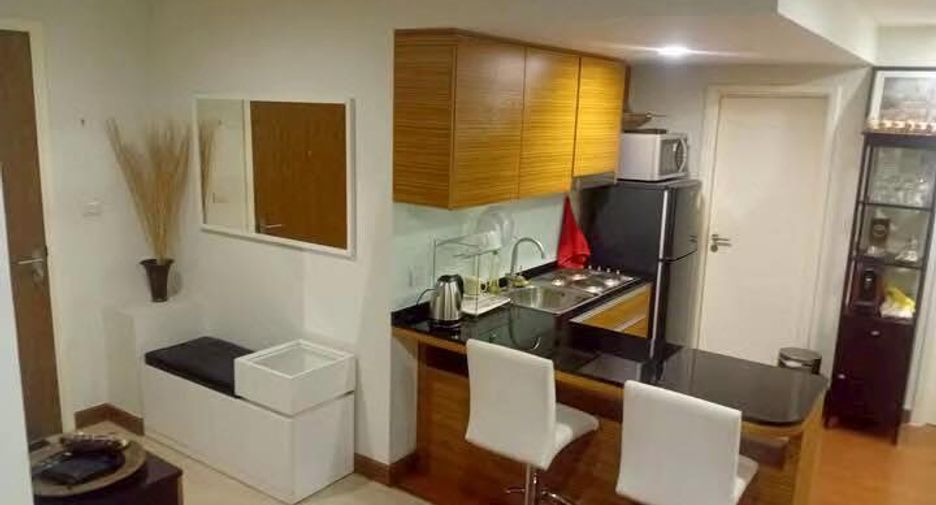 For sale 2 bedrooms condo in Bang Rak, Bangkok