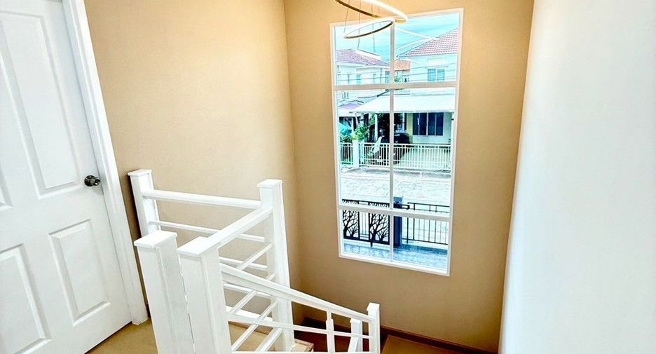 Haus zum Kauf mit 3 Zimmer in Nong Khaem, Bangkok