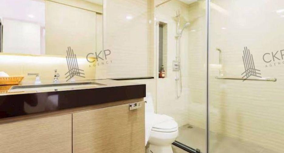 For rent and for sale 1 bed condo in Pathum Wan, Bangkok