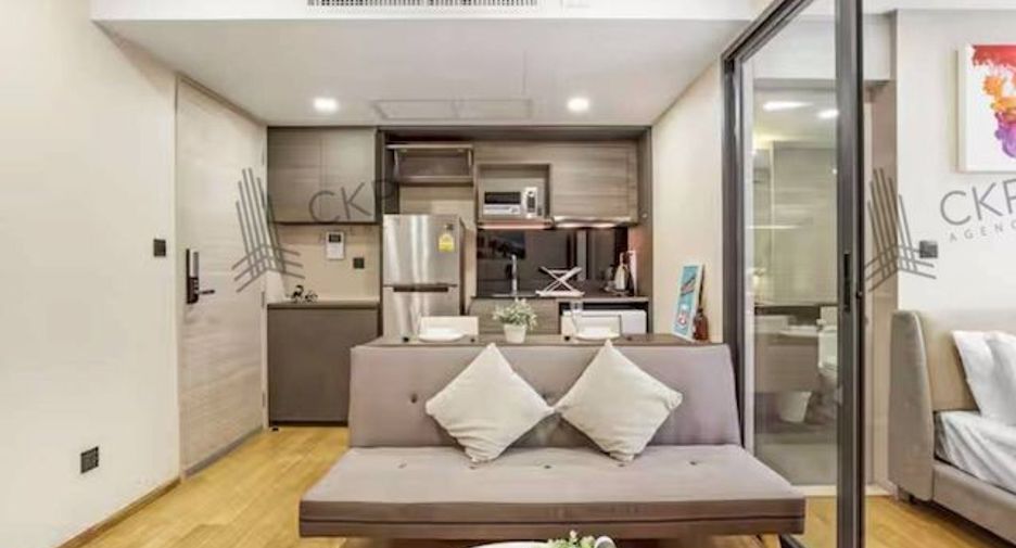 For rent and for sale 1 bed condo in Pathum Wan, Bangkok