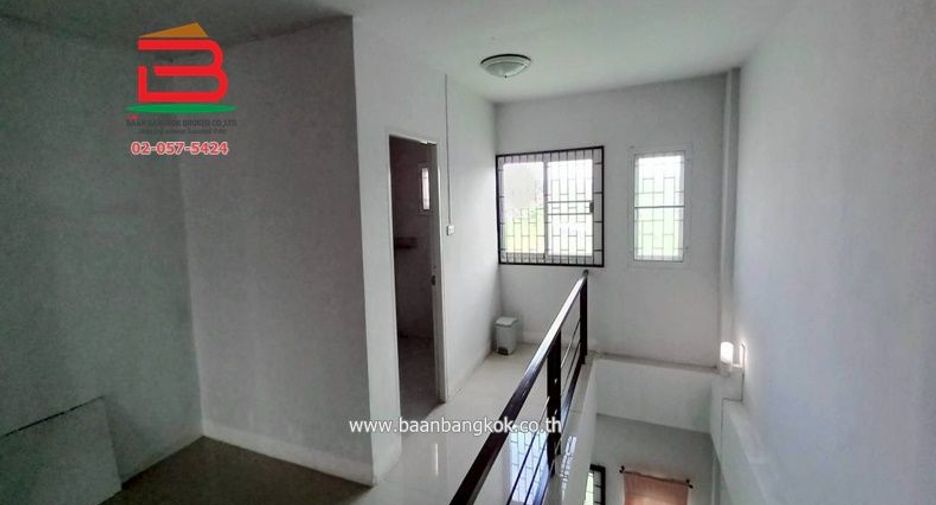 For sale 2 bedrooms retail Space in Mueang Prachinburi, Prachin Buri