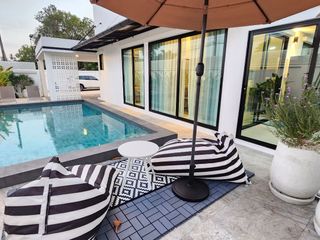 For rent 2 bedrooms villa in Mueang Phuket, Phuket