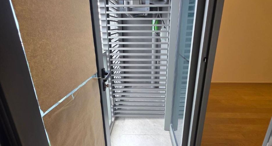 ขาย 2 ห้องนอน คอนโด ใน คลองเตย, กรุงเทพฯ