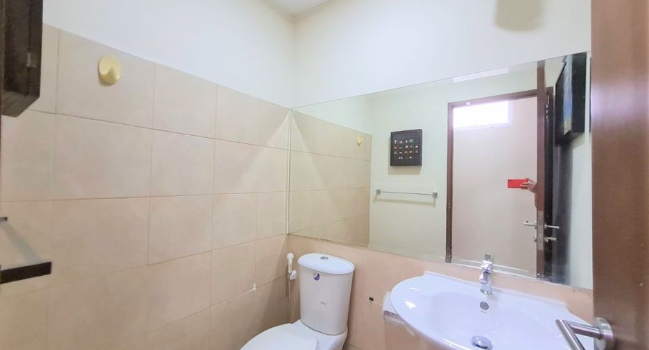 Condo en alquiler de 2 habitaciones en Khlong Toei, Bangkok