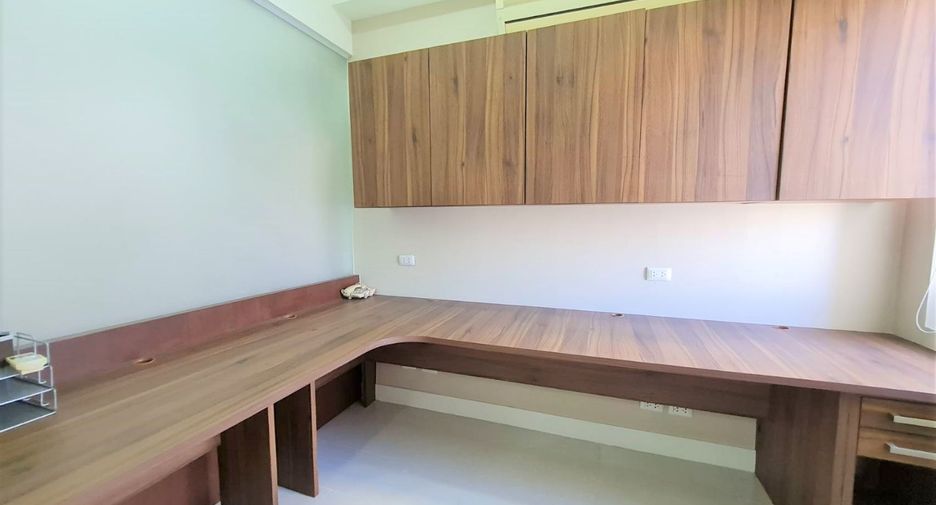 Condo en alquiler de 2 habitaciones en Khlong Toei, Bangkok