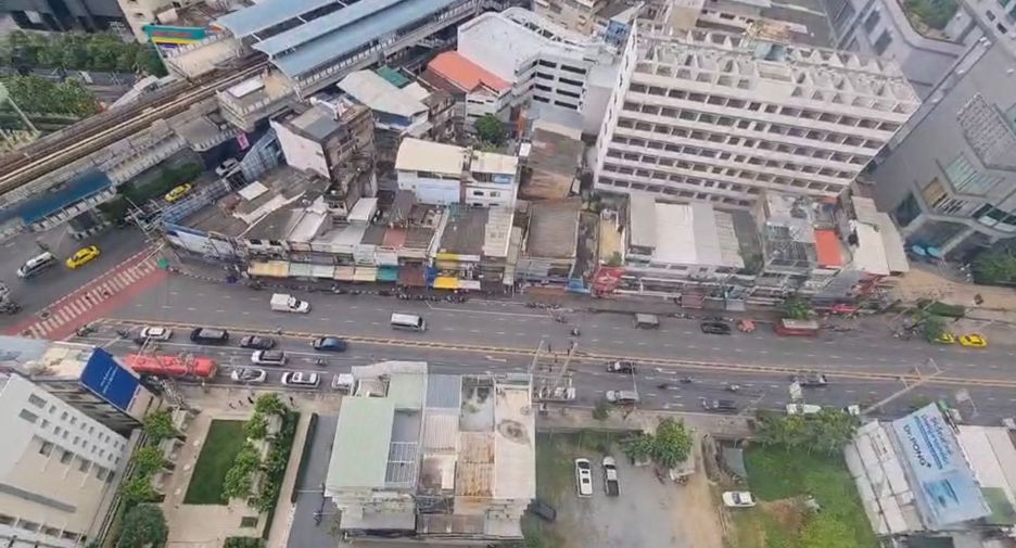 出售 2 卧室 公寓 在 Khlong Toei, 曼谷
