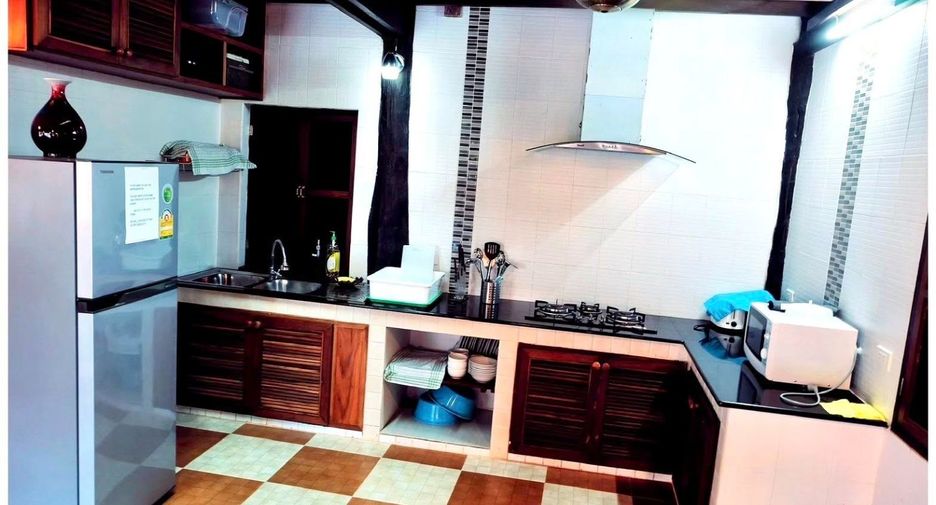 For rent and for sale 4 bedrooms villa in Thalang, Phuket