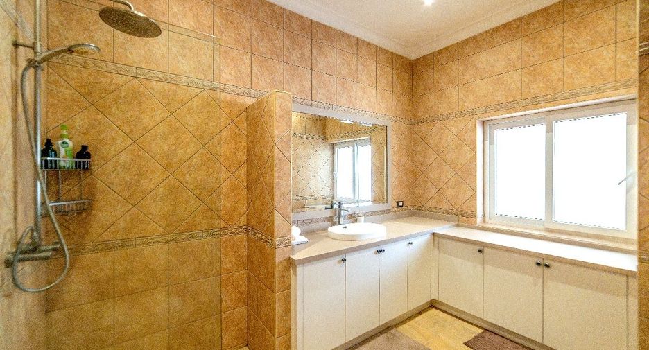 Продажа 5 спальни вилла в Банг Ламунг, Чонбури