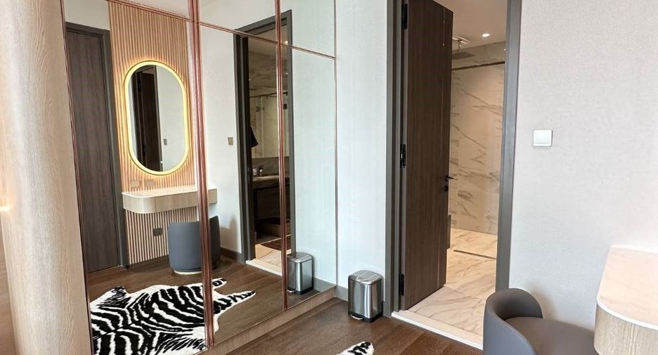 Wohnung zum Kauf mit 2 Zimmer in Sathon, Bangkok