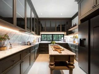 Condo en venta de 5 habitaciones en Saphan Sung, Bangkok