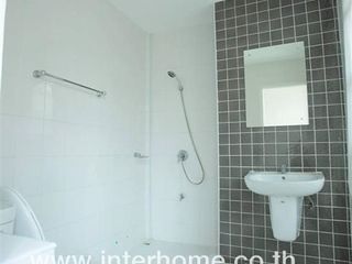 For sale 2 bedrooms townhouse in Wang Thonglang, Bangkok